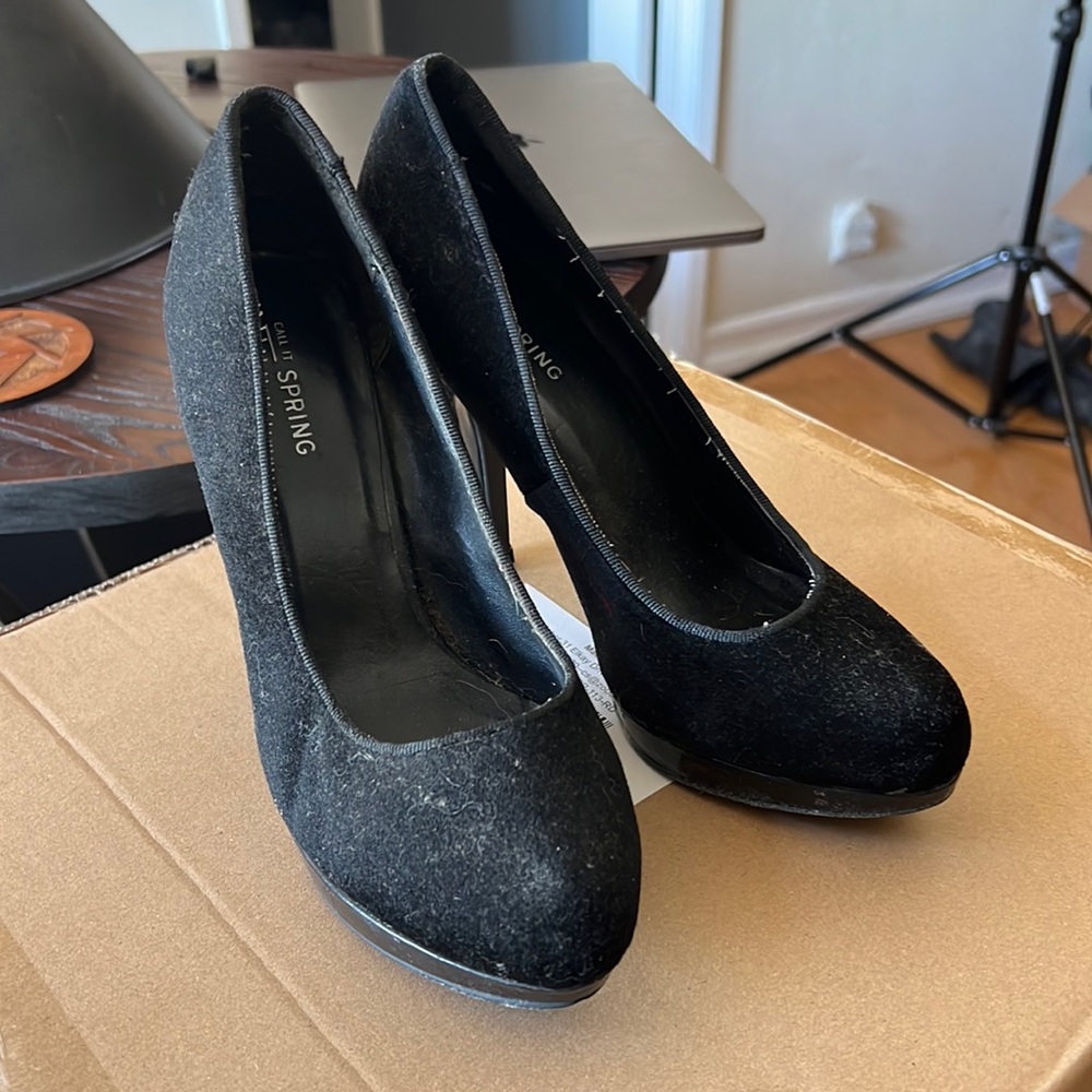 Black Pumps Sz 7